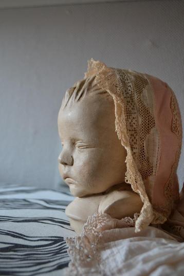 kinderhoofdje *beeldje *brocante beschikbaar voor biedingen