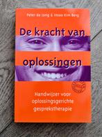 Peter de Jong - De kracht van oplossingen, Ophalen of Verzenden, Zo goed als nieuw, Peter de Jong; Insoo Kim Berg