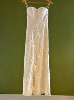 Strapless crèmekleurige galajurk - Chi Chi London - EU 36, Wit, Ophalen of Verzenden, Gedragen, Onder de knie