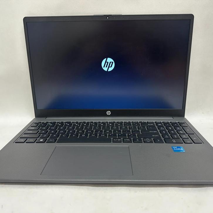 HP 15-fd0130nd 15/i3-1215/8/512/W11, Computers en Software, Windows Laptops, Zo goed als nieuw