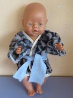 Poppenkleertjes poppenkleding Baby pop40-43c fleece badjas60, Ophalen of Verzenden, Nieuw, Babypop