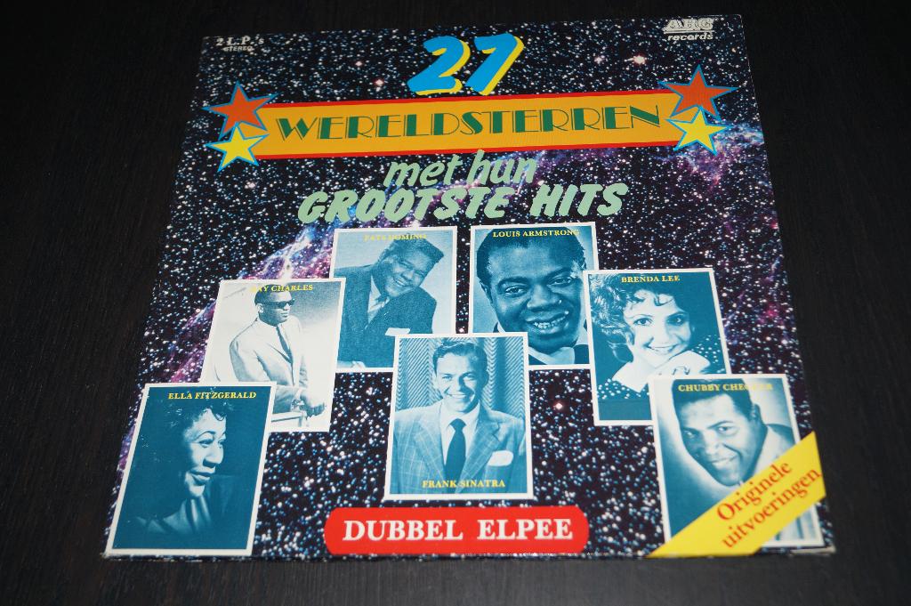 2LP 27 Wereld sterren met hun grootste hits - krasvrij 1603, Ophalen, Zo goed als nieuw, 12 inch