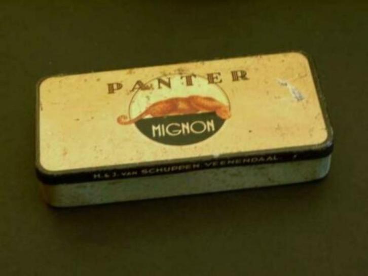 128 - Panter Mignon - Jaren ’50, Verzamelen, Rookartikelen, Aanstekers en Luciferdoosjes, Gebruikt, Ophalen of Verzenden