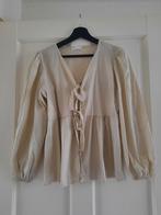 Blouse jasje top strikjes maat M/L zandkleur beige taupe, Maat 38/40 (M), Beige, Ophalen of Verzenden, Onbekend