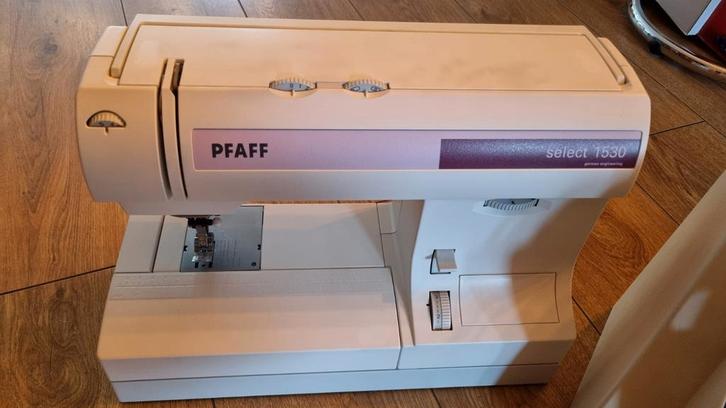 Pfaff Selecta 1530 Naaimachine, Hobby en Vrije tijd, Naaimachines en Toebehoren, Gebruikt, Naaimachine, Pfaff, Ophalen