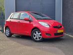 Toyota Yaris 1.0 VVTi Acces Airco|Nap, Auto's, Toyota, Voorwielaandrijving, Stof, Gebruikt, 750 kg