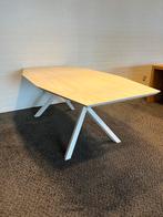 Moderne houten eettafel MONTIS, Huis en Inrichting, Tafels | Eettafels, 100 tot 150 cm, Ophalen of Verzenden, Zo goed als nieuw