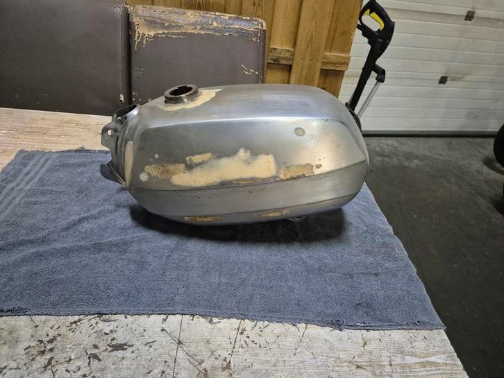 Originele Lekvrije bloktank kreidler Mooie basis, Fietsen en Brommers, Brommeronderdelen | Kreidler, Gebruikt, Tank, Ophalen of Verzenden