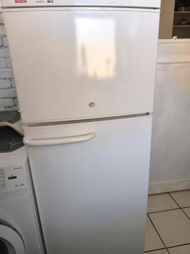 Bosh koelkast. Perfect voor studenten, Witgoed en Apparatuur, Koelkasten en IJskasten, Gebruikt, Met vriesvak, Minder dan 75 liter