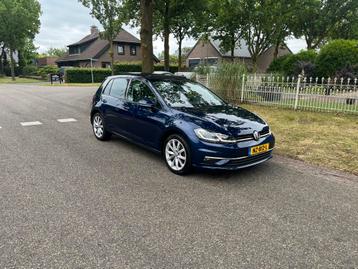 Volkswagen Golf 1.0 TSI 7-DSG Panoramadak, Bomvol Bjr.2017 beschikbaar voor biedingen