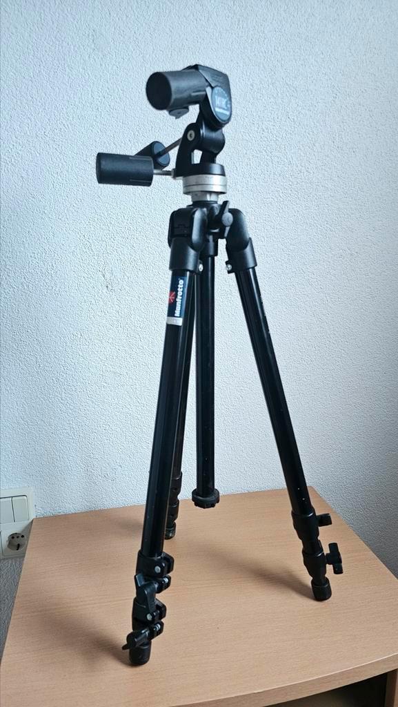 Manfrotto 144B Professioneel Statief – Made in Italy, Audio, Tv en Foto, Fotografie | Statieven en Balhoofden, Zo goed als nieuw