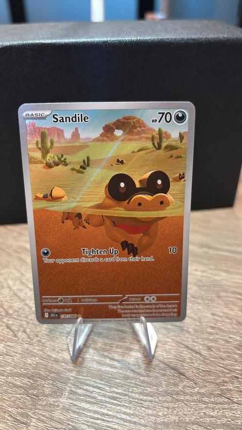 Sandile 135 Pokemon Black Bolt, Hobby en Vrije tijd, Verzamelkaartspellen | Pokémon, Zo goed als nieuw, Ophalen of Verzenden