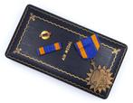 WO2 Cased Air Medal (wrap brooch), Amerika, Luchtmacht, Ophalen of Verzenden, Lintje, Medaille of Wings