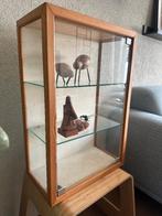 Vitrine kastje muur/ glas / hout, Huis en Inrichting, Kasten | Vitrinekasten, Ophalen, Minder dan 50 cm, Met deur(en), Glas