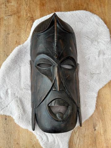 Groot Houten Afrikaans Masker - Handgemaakt beschikbaar voor biedingen