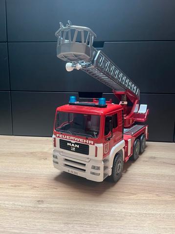 Bruder brandweerwagen beschikbaar voor biedingen