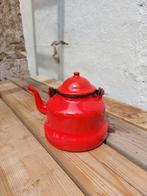 Rode antieke emaille theepot, Antiek en Kunst, Ophalen
