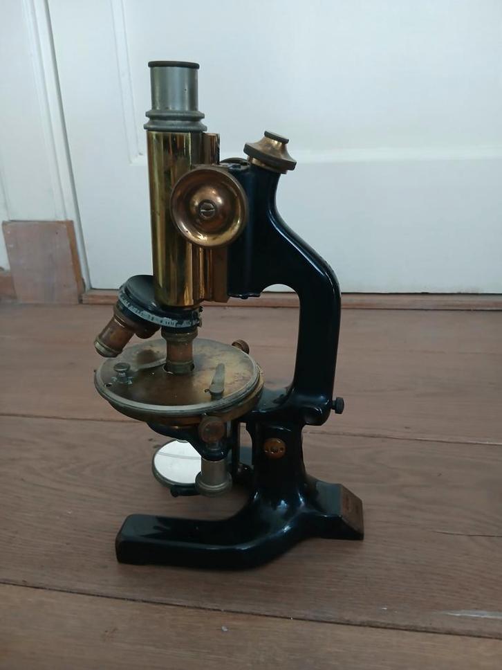 Antieke microscoop Reicher, Antiek en Kunst, Antiek | Gereedschap en Instrumenten, Ophalen