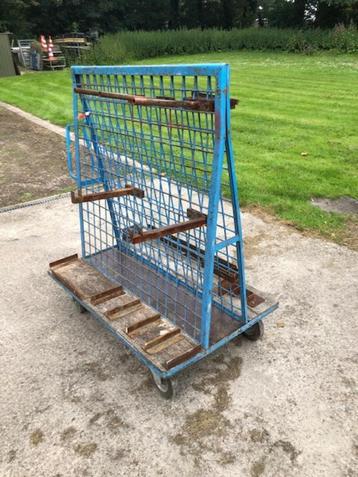 grote platen/materiaal gereedschap wagen beschikbaar voor biedingen