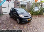 Peugeot 107 1.0-12V XS Urban Move Nieuwe Apk, Voorwielaandrijving, Gebruikt, 4 stoelen, Origineel Nederlands