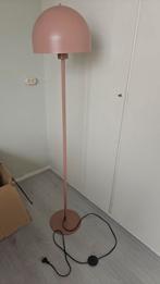 Roze vloerlamp, Huis en Inrichting, Lampen | Vloerlampen, Ophalen, Zo goed als nieuw