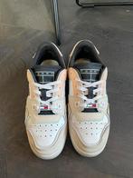 Tommy Hilfiger Jeans sneakers maat 37 wit, Kleding | Dames, Schoenen, Wit, Ophalen of Verzenden, Sneakers of Gympen, Gedragen