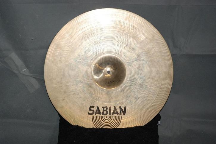 Sabian AA medium ride bekken 2535gr 20 inch, Muziek en Instrumenten, Instrumenten | Onderdelen, Gebruikt, Drums of Percussie, Ophalen of Verzenden