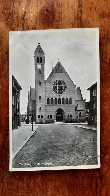 Ansichtkaart Den Haag - St. Marthakerk beschikbaar voor biedingen