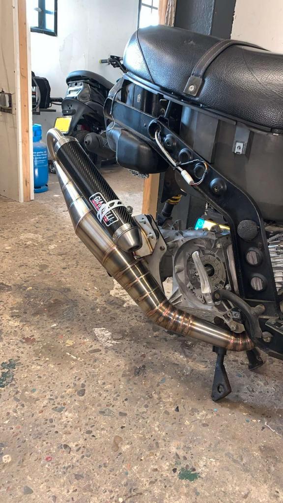 Nieuwe rvs pipedesign uitlaten, Fietsen en Brommers, Brommeronderdelen | Scooters, Nieuw, Uitlaat, Ophalen of Verzenden