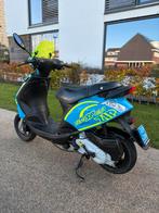 Piaggio Zip snor 80cc, Fietsen en Brommers, Scooters | Piaggio, Ophalen of Verzenden, Zo goed als nieuw, Benzine, Zip