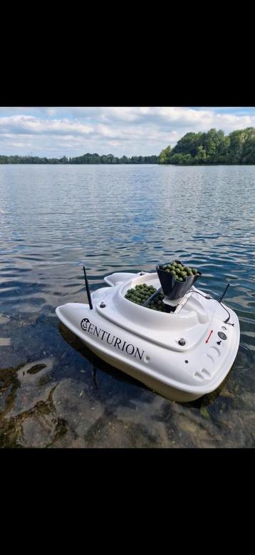 Gladiator Centurion voerboot beschikbaar voor biedingen