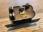 Bosch Relais 12V - Oldtimer Onderdeel.  (Box CB nr 9), Ophalen of Verzenden, Gebruikt, Overige typen