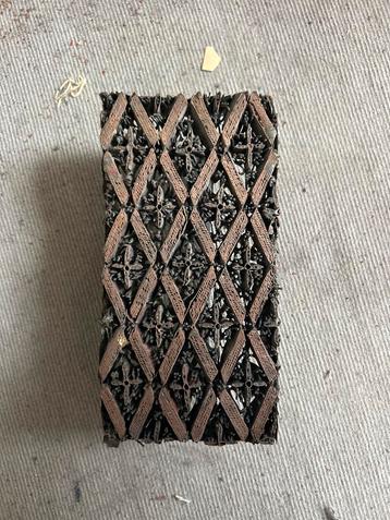 Antieke Batik Stempel staal- Textiel Decoratie Gereedschap beschikbaar voor biedingen