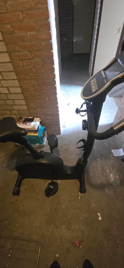 Hometrainer, Sport en Fitness, Fitnessapparatuur, Zo goed als nieuw, Hometrainer, Metaal, Ophalen