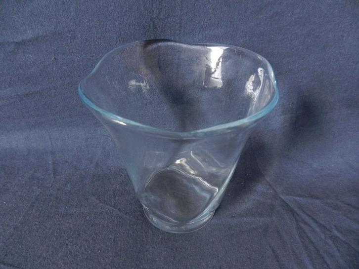 Kristal vaas Orrefors ontw. Vicke Lindstrand ca 1970 h. 11,2, Antiek en Kunst, Antiek | Glas en Kristal, Ophalen of Verzenden