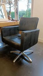 Sibel kapperstoelen, Ophalen