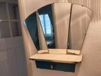 vintage jaren '60 muurkaptafeltje met een drieluik spiegel, Ophalen