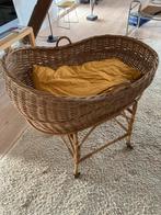 Rotan verrijdbare Wieg in Goede Staat, Kinderen en Baby's, Babywiegjes en Ledikanten, Ophalen, Zo goed als nieuw, Wieg