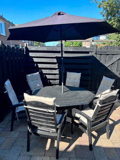 Tuinset ( kussens nieuw + inclusief parasol ), Tuin en Terras, Tuinsets en Loungesets, Ophalen