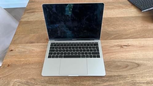 Macbook Pro 2017 13inch Zilver, Computers en Software, Apple Macbooks, Gebruikt, MacBook Pro, 13 inch, 2 tot 3 Ghz, 128 GB of minder