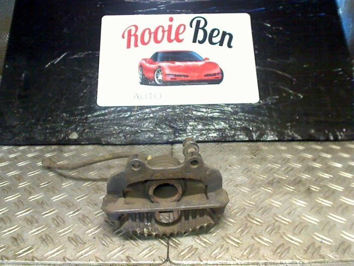 Remklauw (Tang) rechts-achter van een Chevrolet Corvette, Gebruikt, -, Ophalen of Verzenden, -