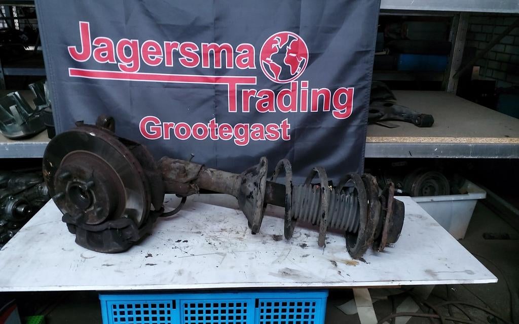 Subaru legacy voorpoot en fusee, Ophalen of Verzenden, Subaru