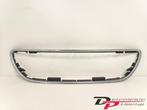 Grille Lijst van een Nissan Micra, Ophalen of Verzenden, 3 maanden garantie, Gebruikt, Nissan