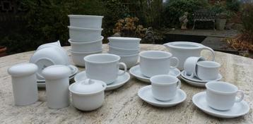 Thomas Trend Servies, Thomas Wit met de Ribbels  beschikbaar voor biedingen