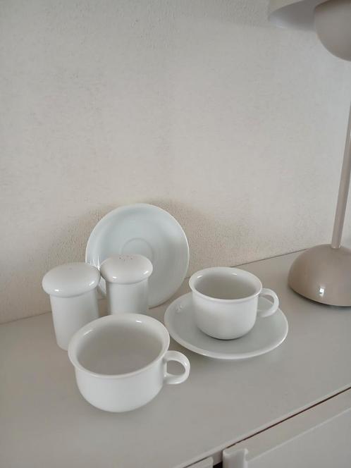 Koffieservies, Huis en Inrichting, Keuken | Servies, Zo goed als nieuw, Bord(en), Effen, Porselein, Ophalen