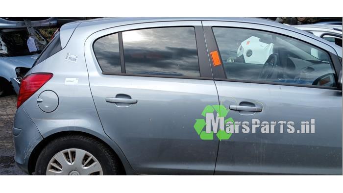Portier 4Deurs rechts-achter van een Opel Corsa (GEV), Auto-onderdelen, Carrosserie en Plaatwerk, Deur, Opel, Gebruikt, 3 maanden garantie