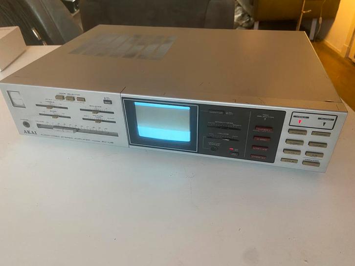 Akai Audio Video amplifier AV-U8, Audio, Tv en Foto, Professionele Audio-, Tv- en Video-apparatuur, Zo goed als nieuw, Audio, Ophalen of Verzenden