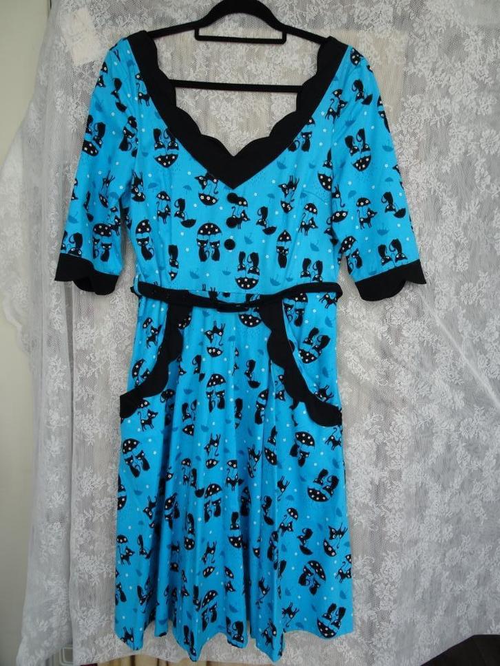 Voodoo Vixen Katnis Kattenjurkje XL Aquablauw Zwart, Kleding | Dames, Jurken, Zo goed als nieuw, Maat 46/48 (XL) of groter, Ophalen of Verzenden