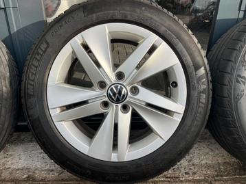 Volkswagen Golf 8 velgen 5x112 zomerset zeer goede banden! beschikbaar voor biedingen