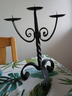 Zware smeedijzeren kandelaar, Huis en Inrichting, Woonaccessoires | Kandelaars en Kaarsen, Ophalen